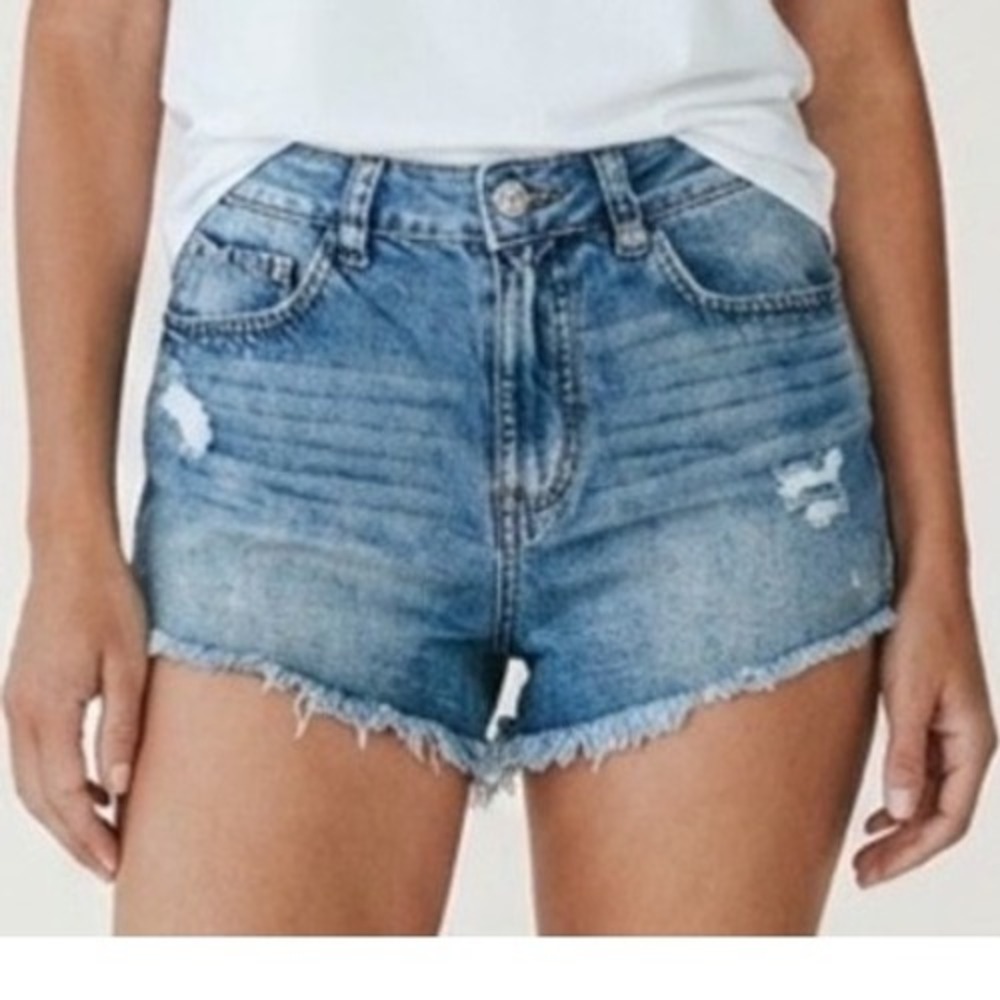 Rewash Denim Vintage Reunion Jean Shorts Super High Rise Raw Hem 7/28